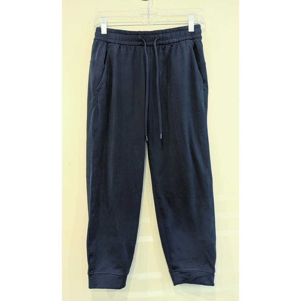 Lululemon Soft Jersey Classic Fit Mid Rise Cropped Joggers Size 4